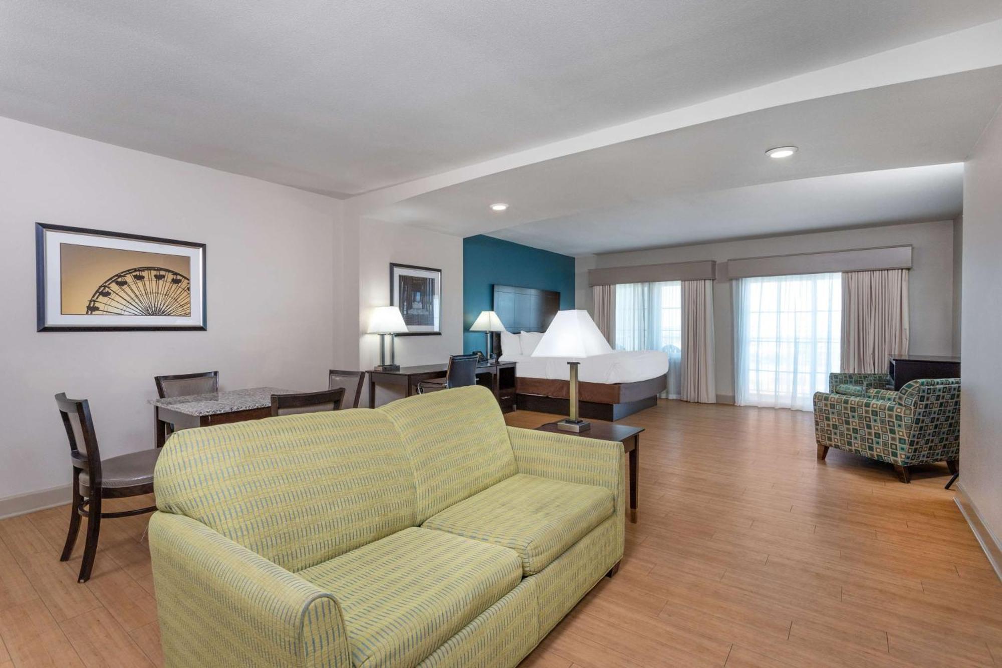 La Quinta By Wyndham Ocean City Extérieur photo